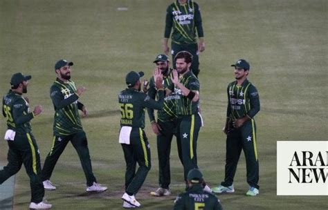 Pakistan wins toss, elects to field against New Zealand in crunch Cricket World Cup match